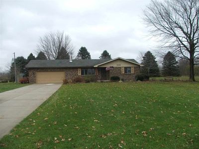 5220 Plymouth Laporte Trl, Plymouth, IN, 46563