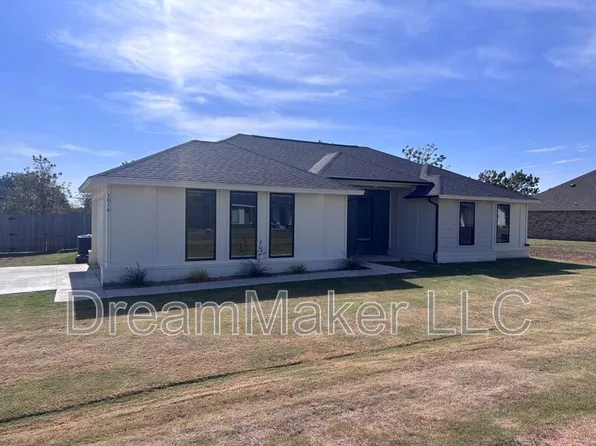 1016 Apple Blossom Way, Goldsby, OK 73093