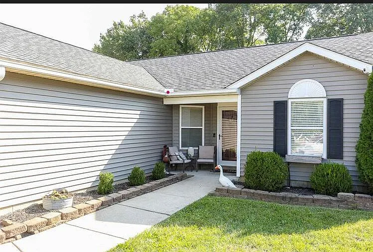 245 Bluegrass Dr