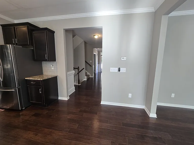 3917 Valley Side Ct — Photo 12