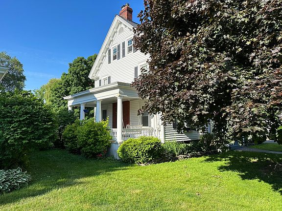 2nd image of 213 Flower Ave W