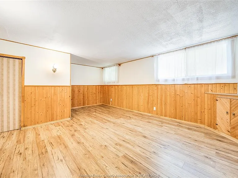 1229 Arncliffe Pl — Photo 29
