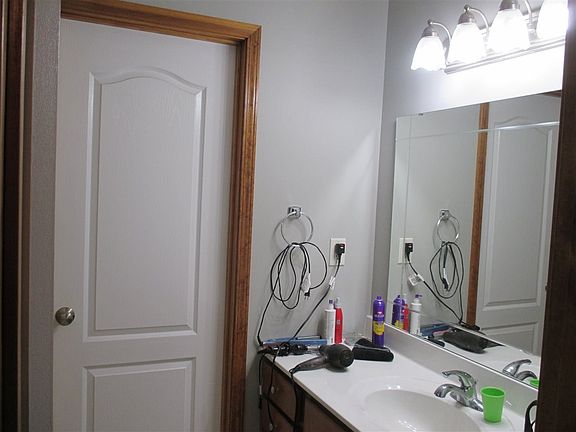 5th image of 1786 G William Pkwy