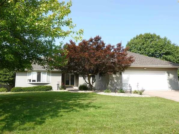 2184 Catherine St, Galesburg, IL 61401