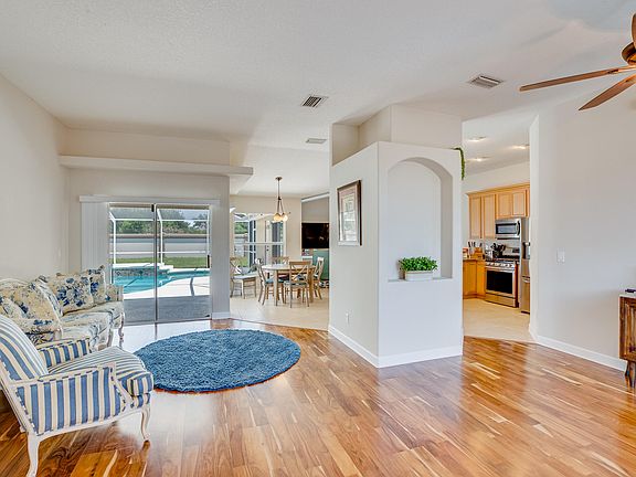 3rd image of 5745 Riverboat Circle SW