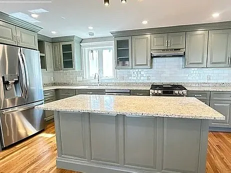 15 Moody St — Photo 12