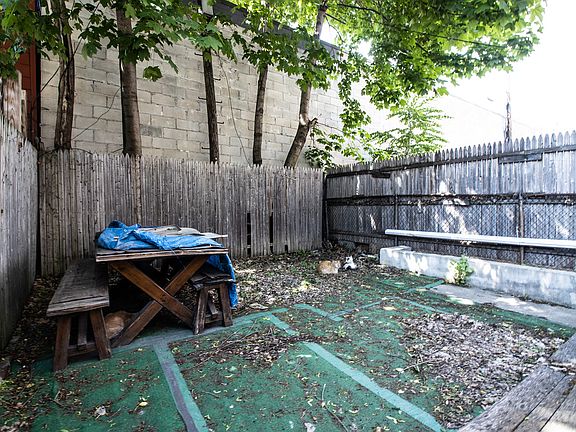 3rd image of 237A Starr St #1