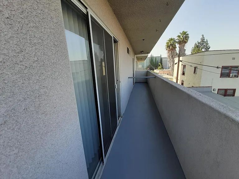 Edgemont Apartments — Photo 11