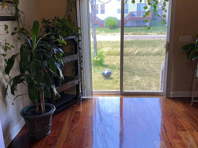 510 N Maggie Ln — Photo 5