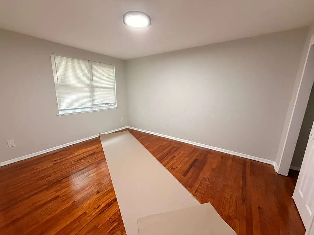 3 bed, $2,150 — Photo 4
