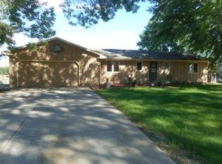 6600 Zealand Ave N, Brooklyn Park, MN 55428