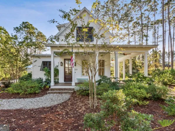 109 Stowaway Ln, Saint Marys, GA 31558