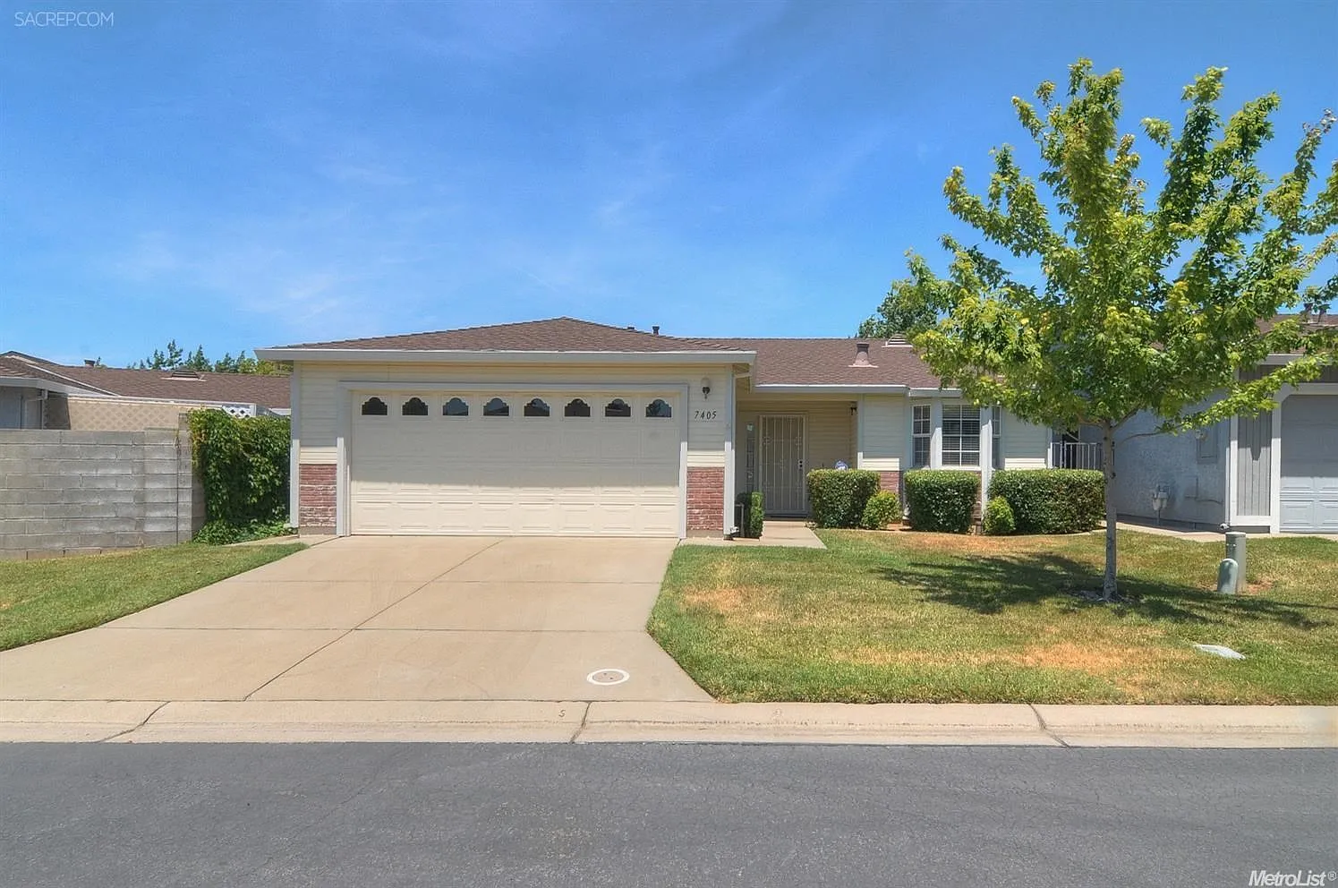 7405 Sungate Ln photo 1
