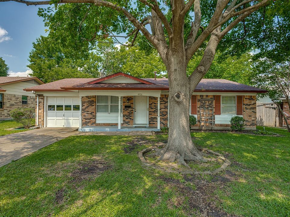 1st image of 4926 Pinehurst Dr