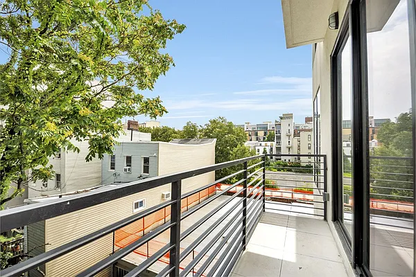 Sold by Bold New York | media 14
