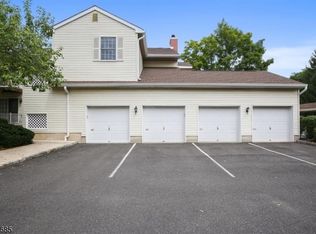 369 Potomac Dr, Basking Ridge, NJ 07920