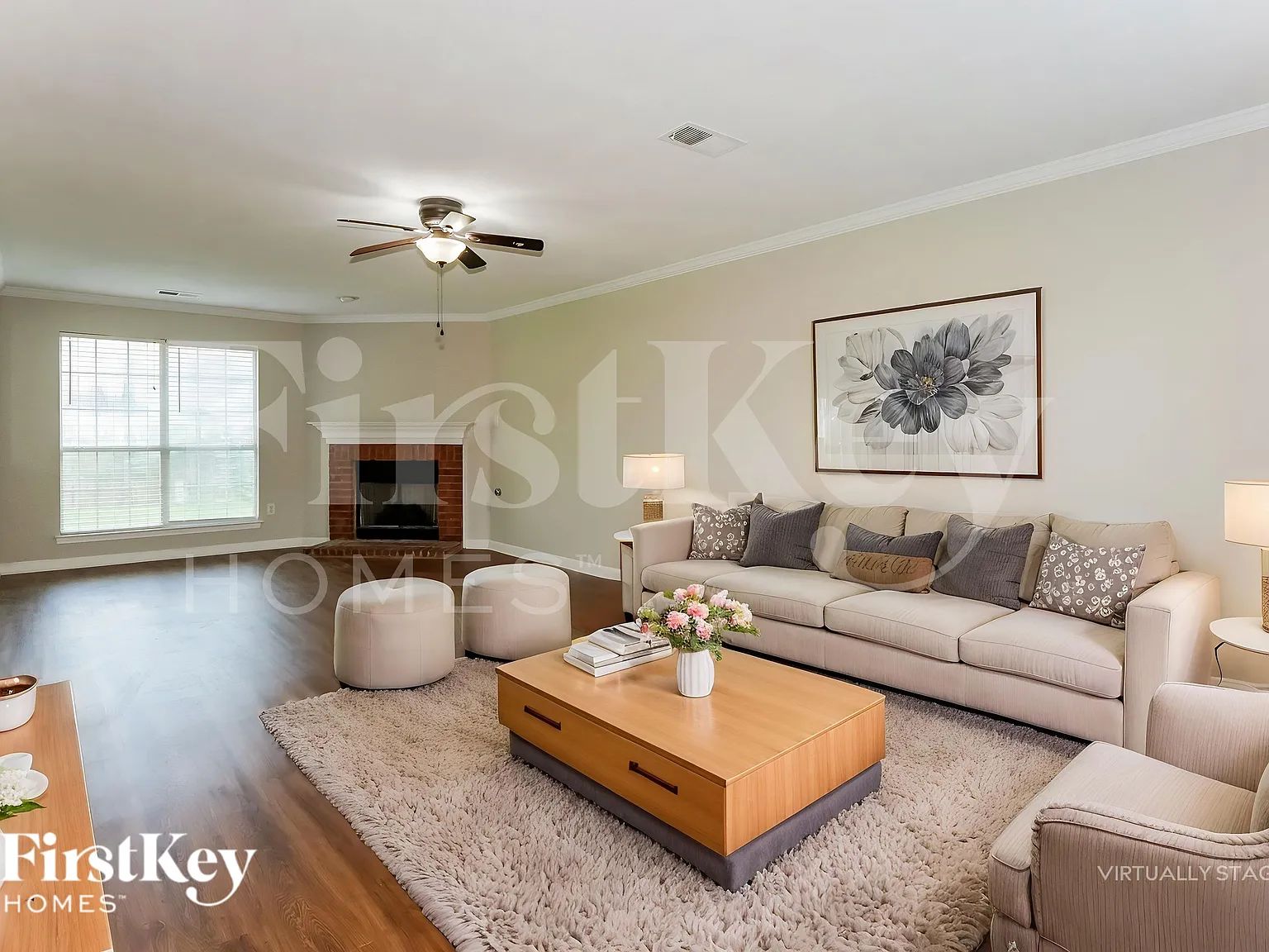 4 bed, 2.5 bath, 2300 sqft, $2,300 — Photo 3