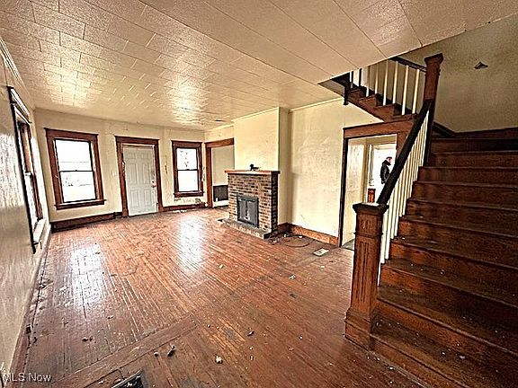 5th image of 503 N Charles St