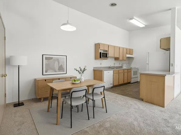 1493 Northwood Dr APT 204, Moscow, ID 83843