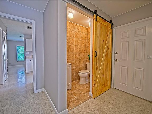 5th image of 5815 6th Ave NW