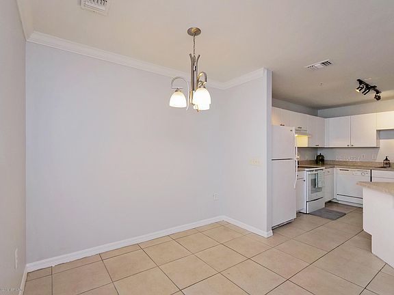 3rd image of 3591 KERNAN Boulevard #602
