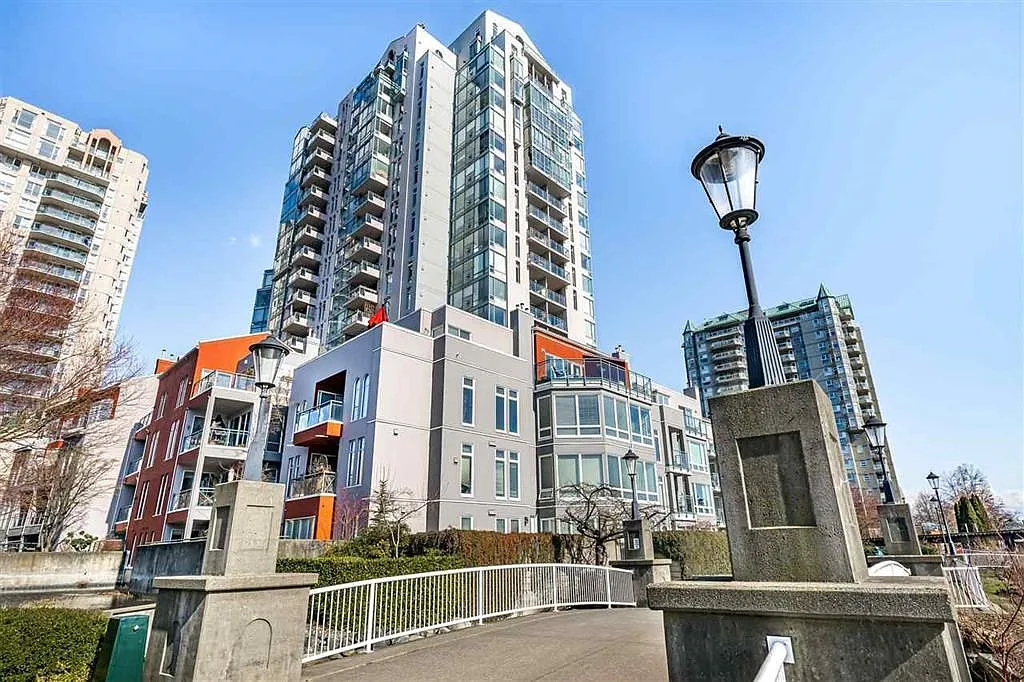 2 bed, 1236 sqft, $2,900 — Photo 1