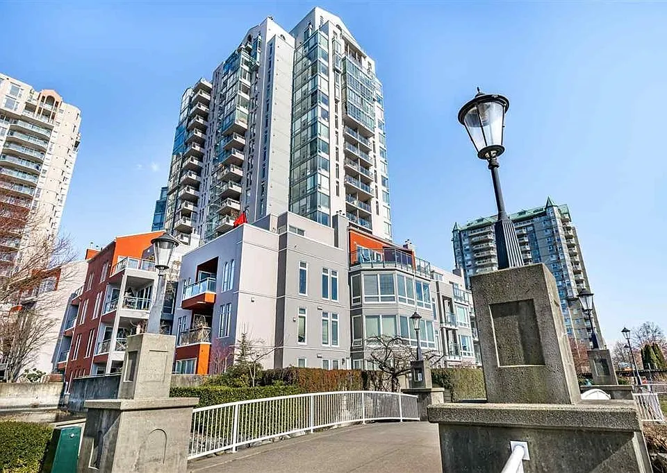 8 Laguna Ct #902