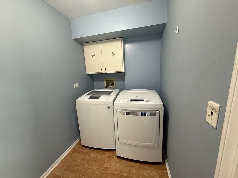417 Bristol Way — Photo 14
