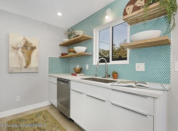 4th image of 3203 Council St