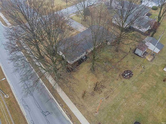5th image of 1224 W Clark St