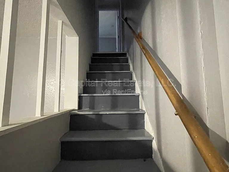 77 Sunset Ave — Photo 8