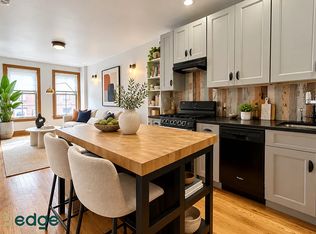 305 Grand St #3A, Brooklyn, NY 11211