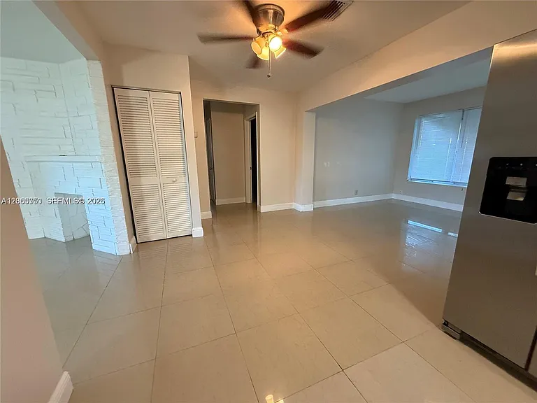 7654 Indigo St — Photo 9