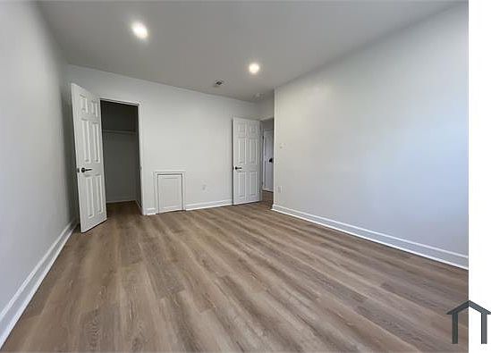 4th image of 6411 Malvern Ave #2F