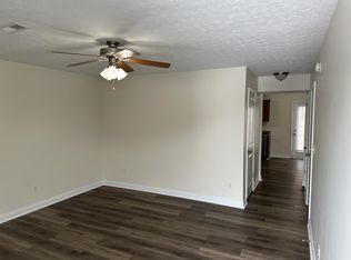 125 Bluebell Cir #7, Radcliff, KY 40160