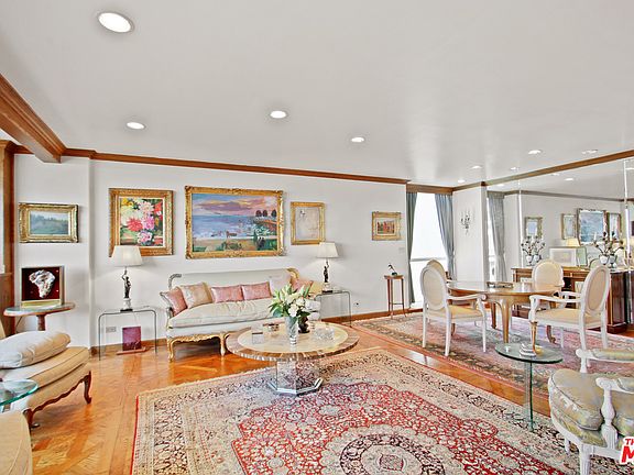 4th image of 2222 Avenue Of The Stars Unit 902E