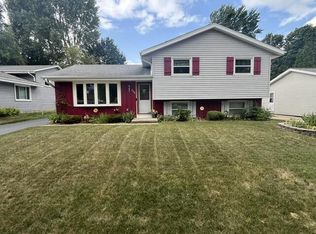 2108 Hemlock STREET, West Bend, WI 53090