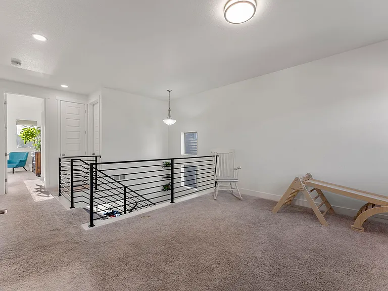 6806 Decatur St — Photo 16