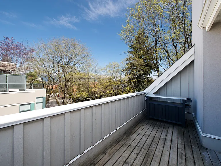 2755 Maple St #410 — Photo 13