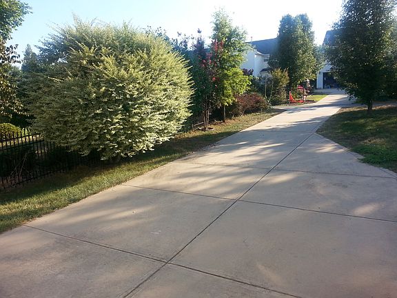 3rd image of 3526 Barnstable Dr