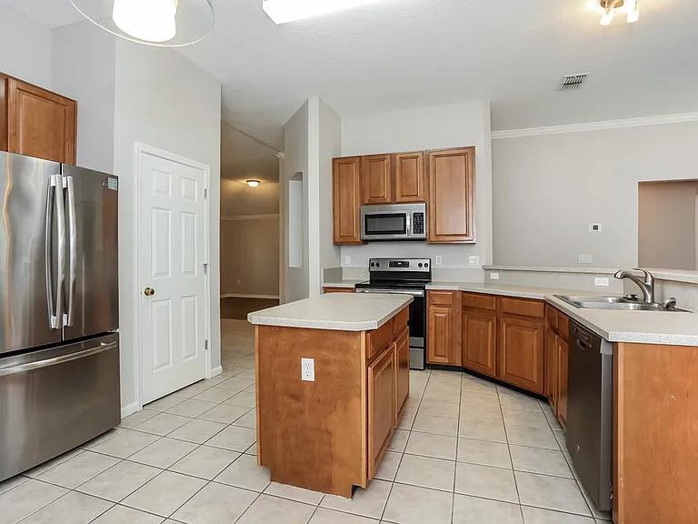 3168 Tower Oaks Dr — Photo 8