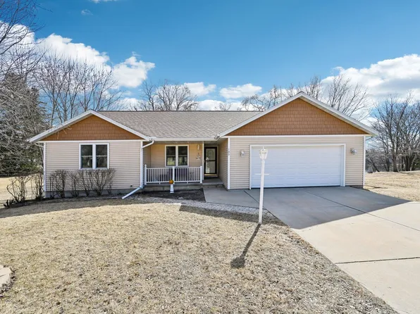 105 Morton St, Pardeeville, WI 53954
