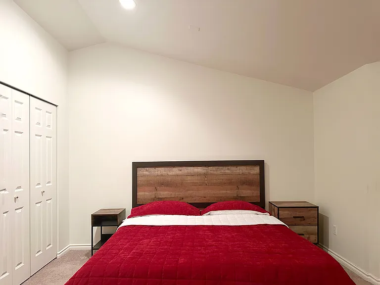 1122 Yakima Ave S — Photo 4