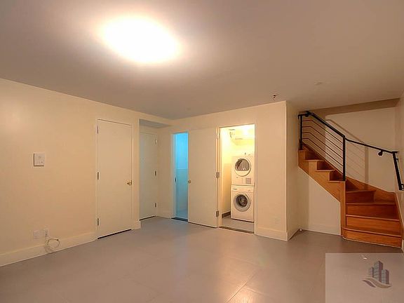 5th image of 128 Scholes St APT 01A