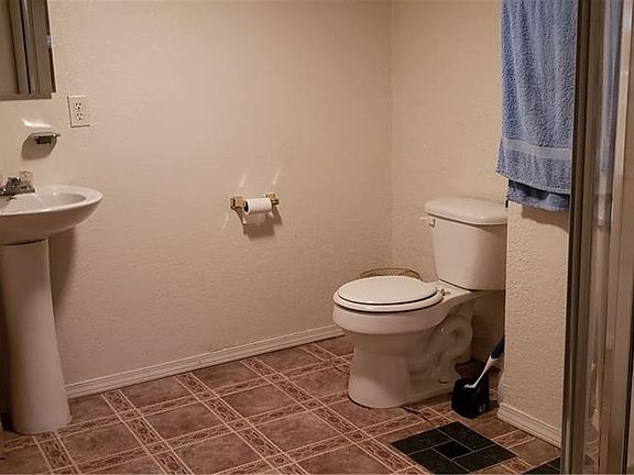 5th image of 3622 Dean Ave