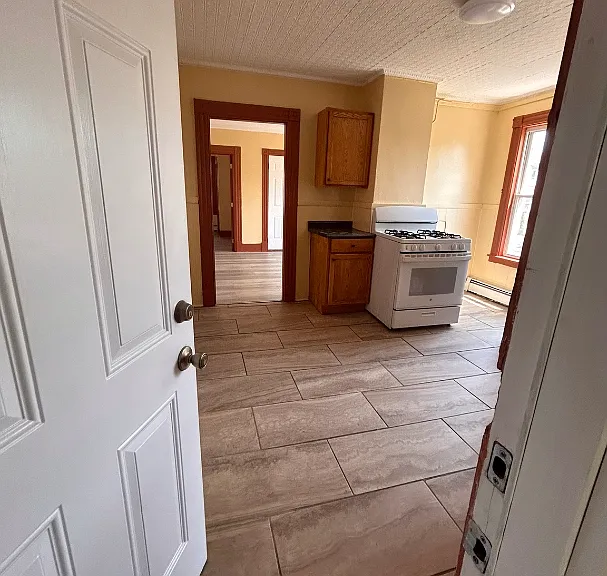 17-19 Chadwick Ave #2 — Photo 6