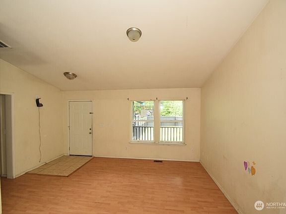 3rd image of 6165 Ash Place