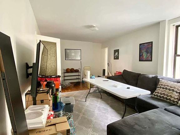 5th image of 25-19 34th St #2R