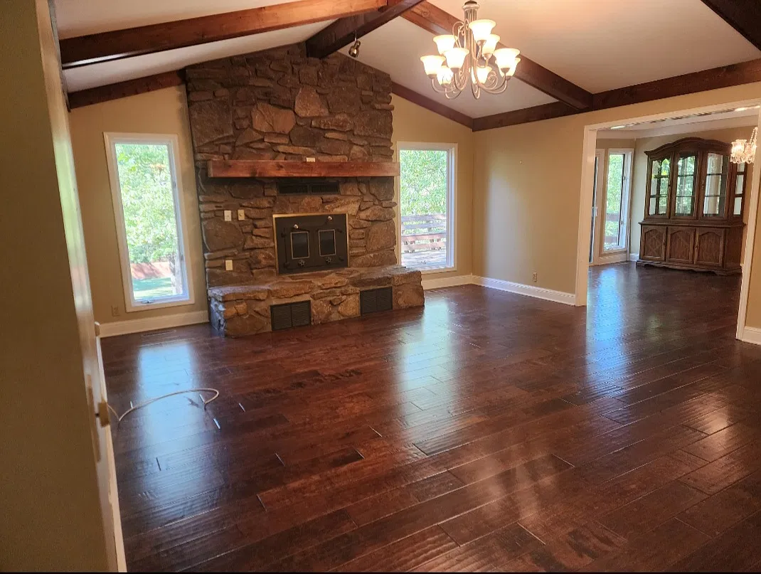 2 bed, 1800 sqft, $1,950 — Photo 4
