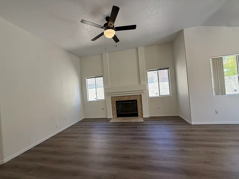 8804 Cypresswood Ave — Photo 10